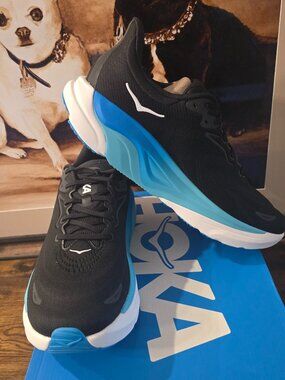 Hoka One One Arahi 8 1168690-BKSK Black Blue Running Shoes Sneakers Mens 10 NEW